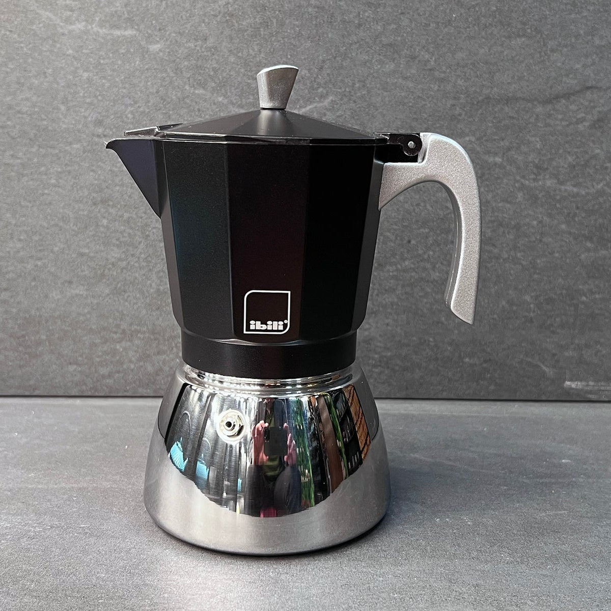 Black 9 Cup Elba Steel and Aluminium Espresso Maker
