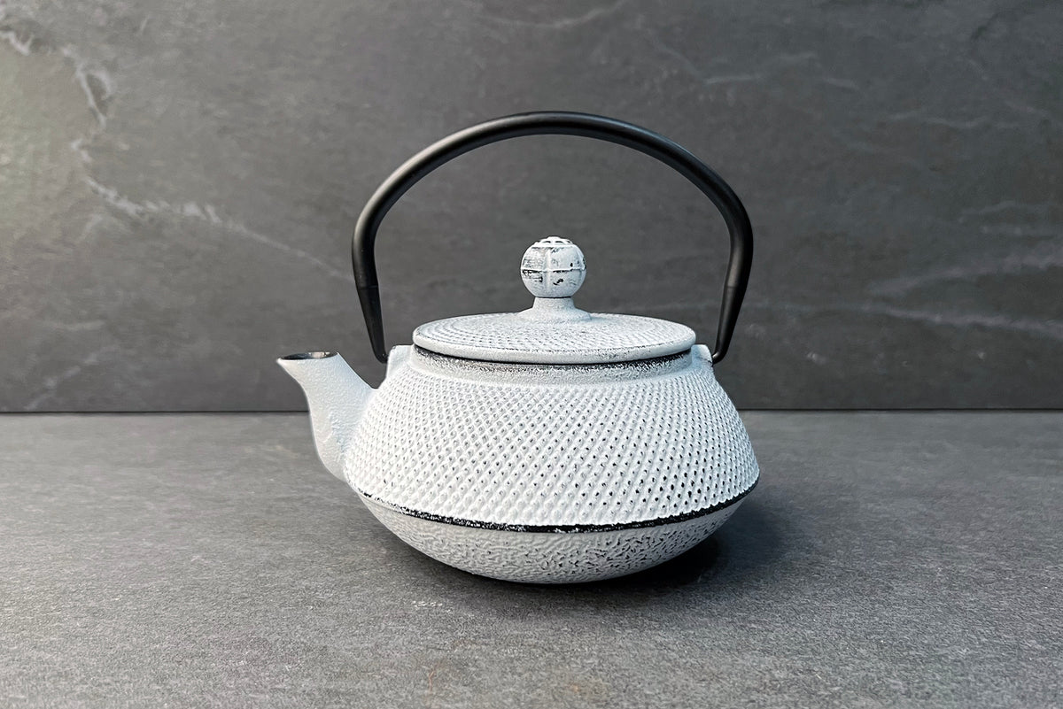 Li-Ming White Cast Iron Teapot