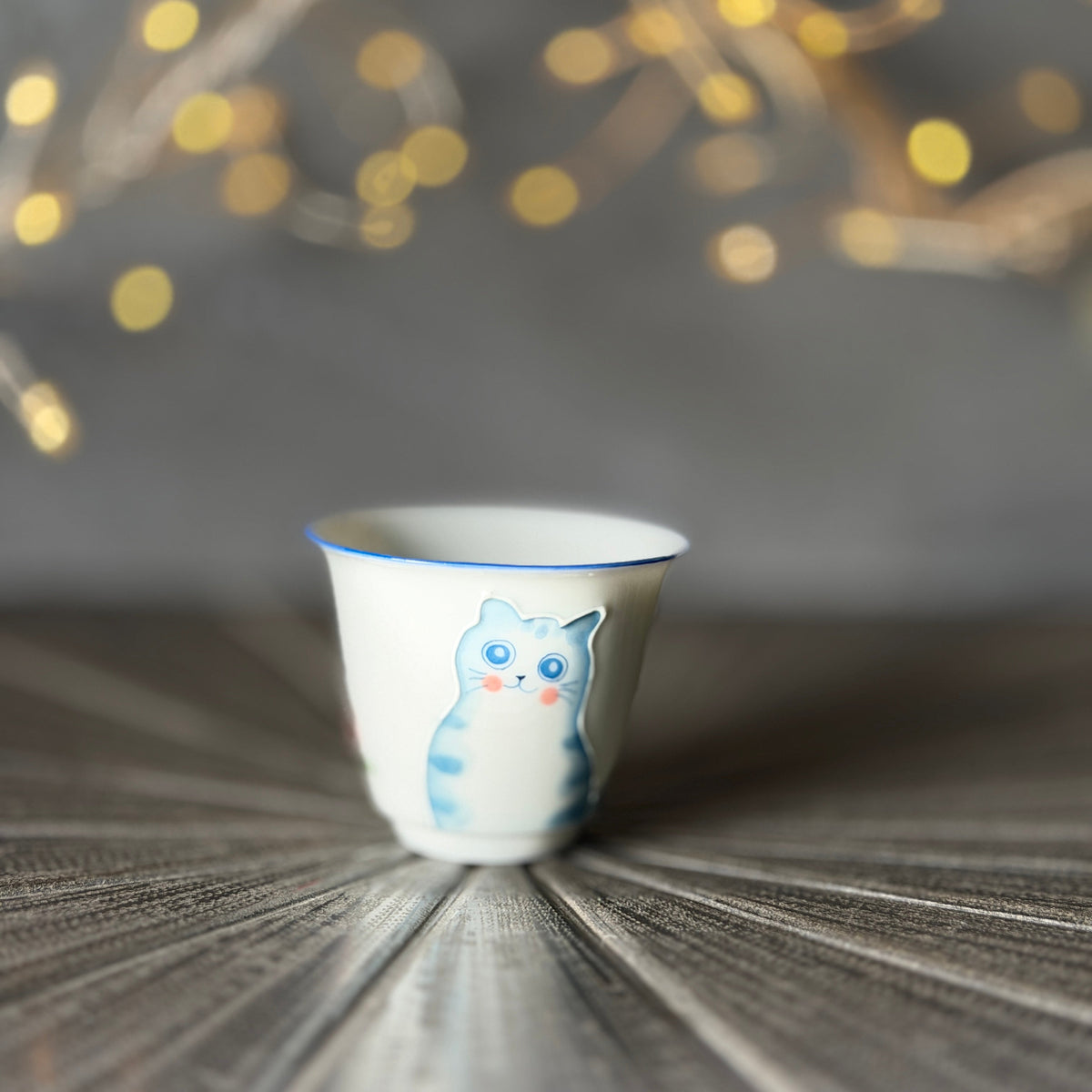 Cat & Peach Tea Bowl