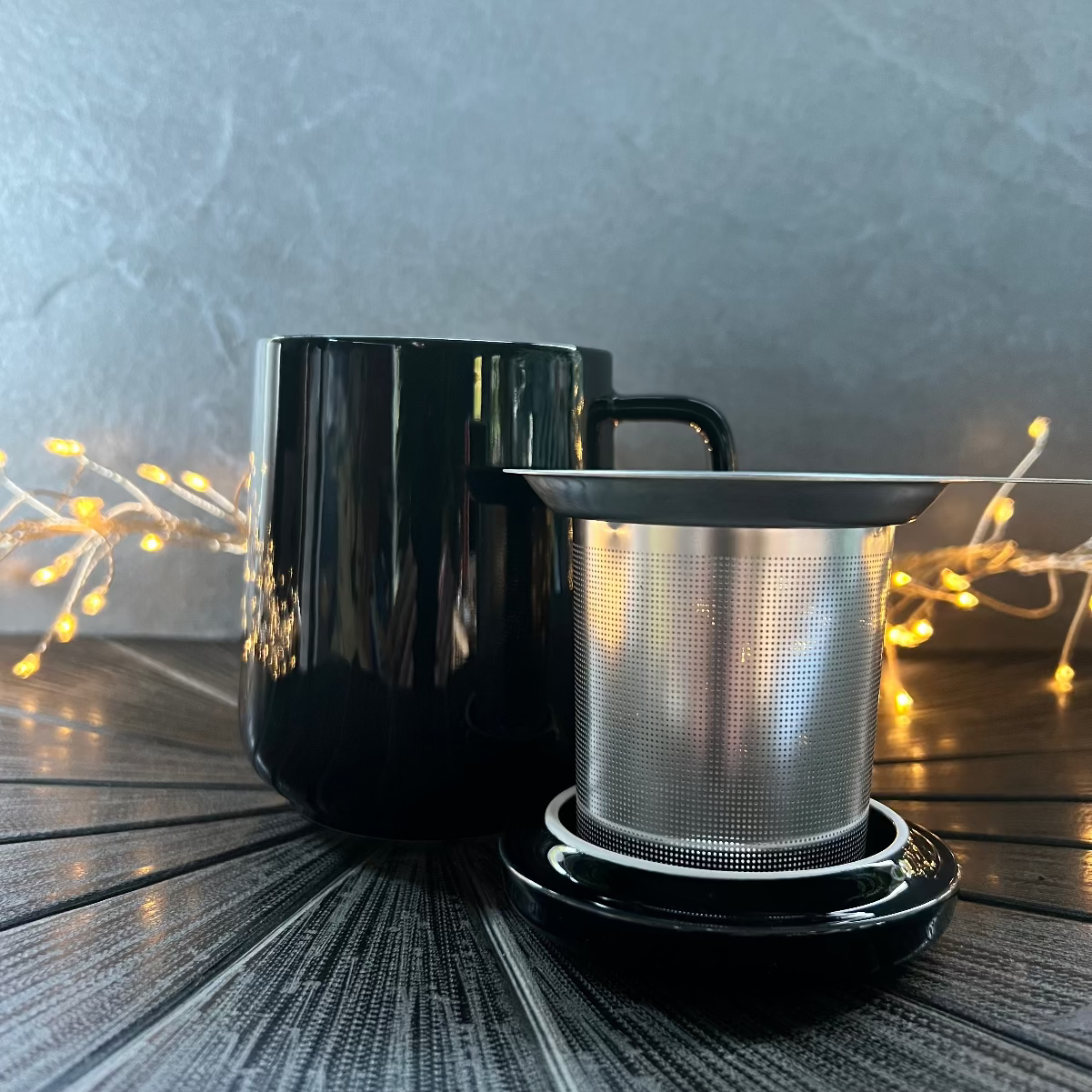 Peak Black Infuser Tea Mug