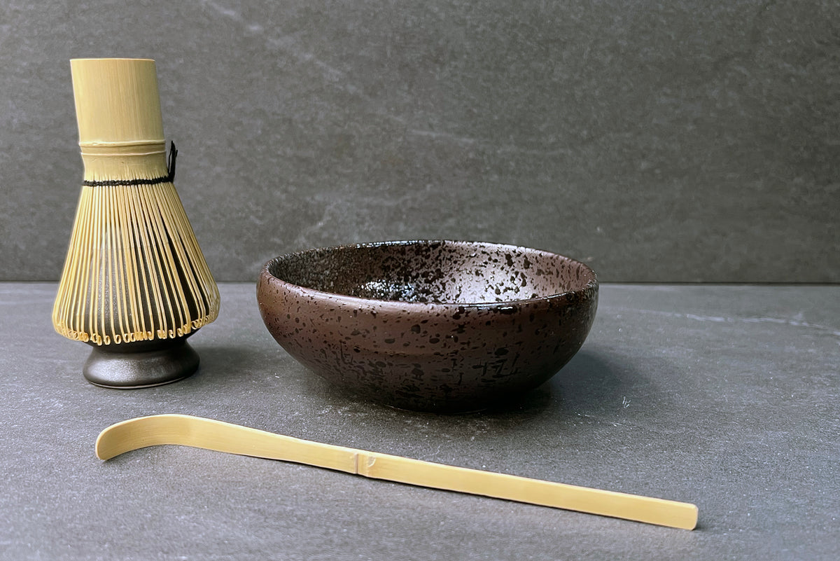Kuroji Ni Kuro Matcha Tea Set