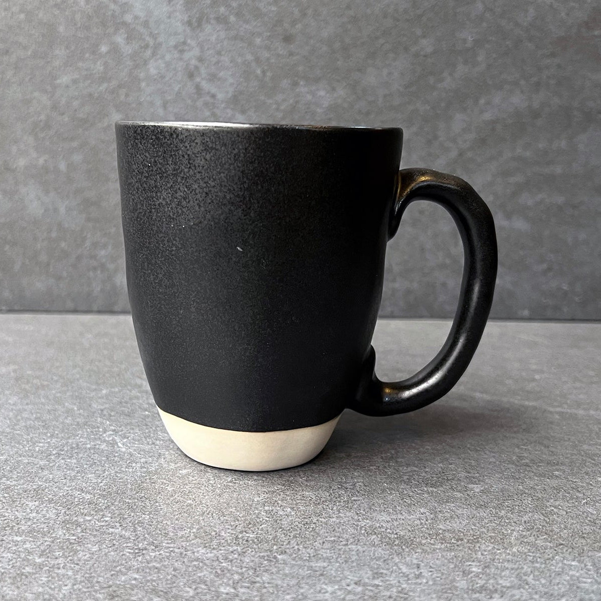 Black Pepper Earthenware Mug 0.29L