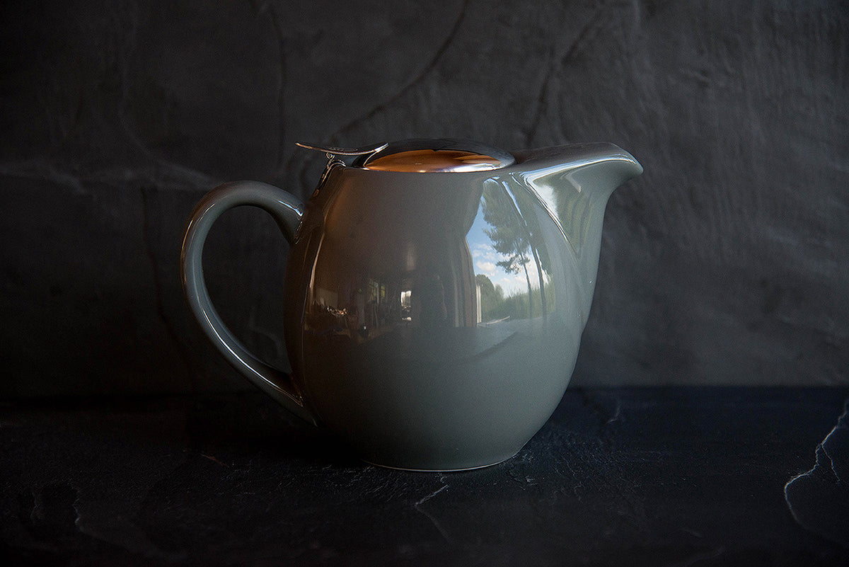 Zaara 0.9L Grey Infuser Teapot