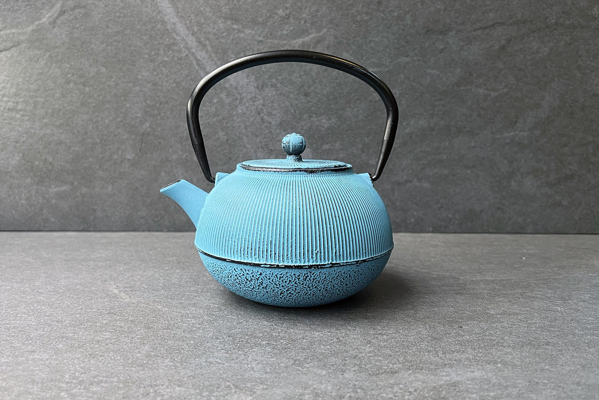 Negara Blue Cast Iron Teapot 0.8L