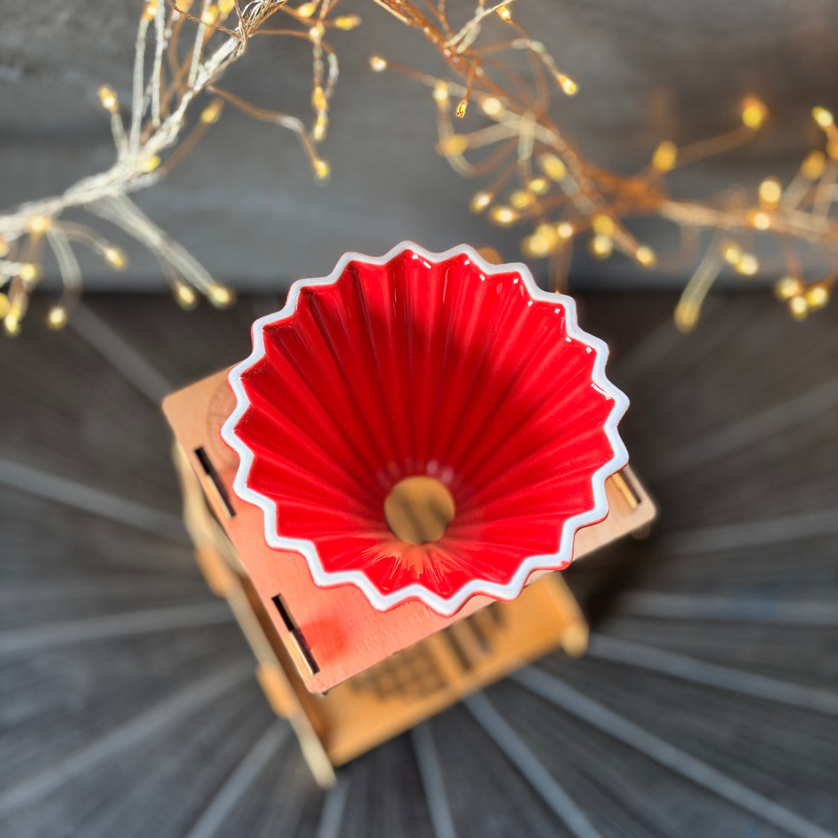 Red Star Porcelain Pour-Over Coffee Dripper
