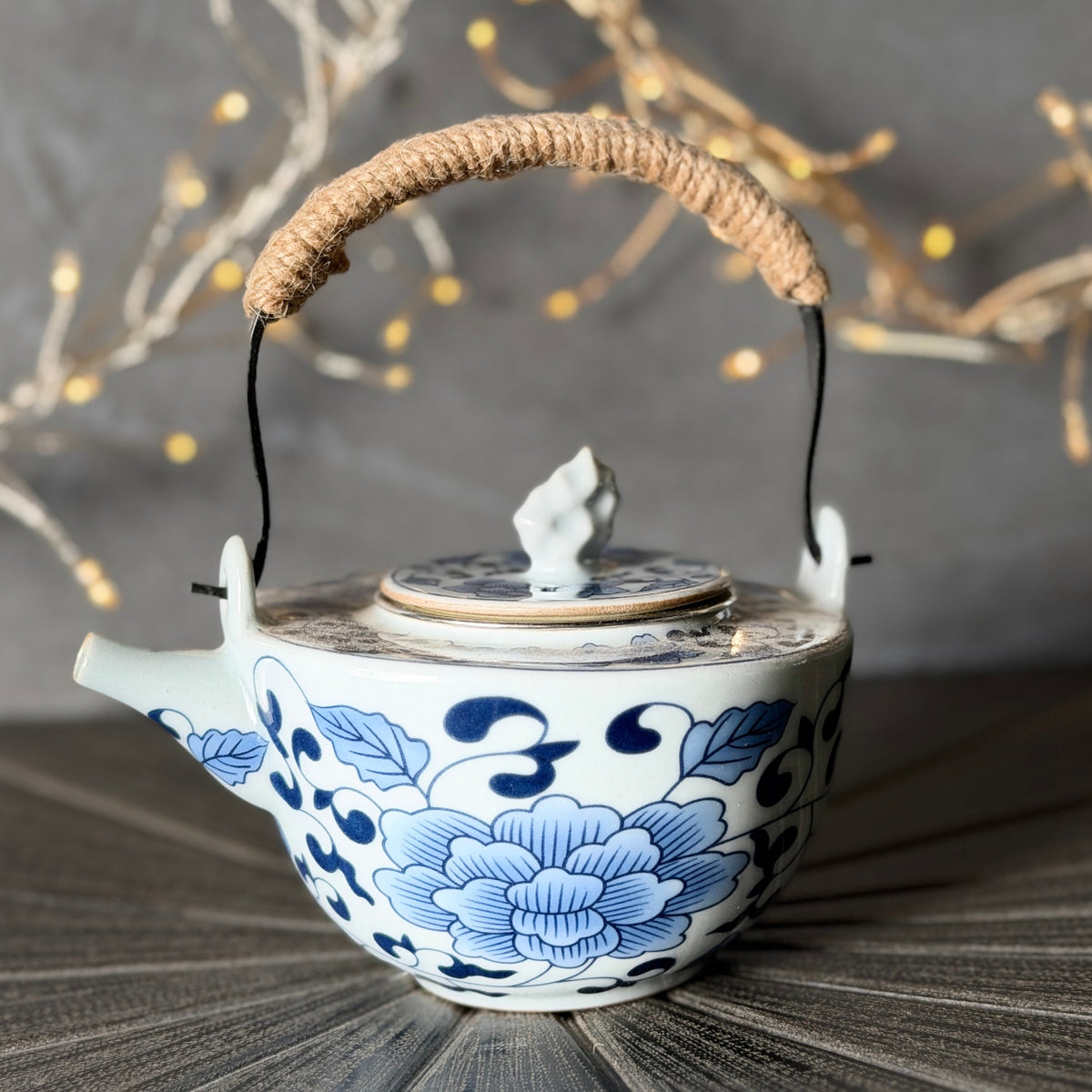 Blue Garden Traditional Teapot 210ml