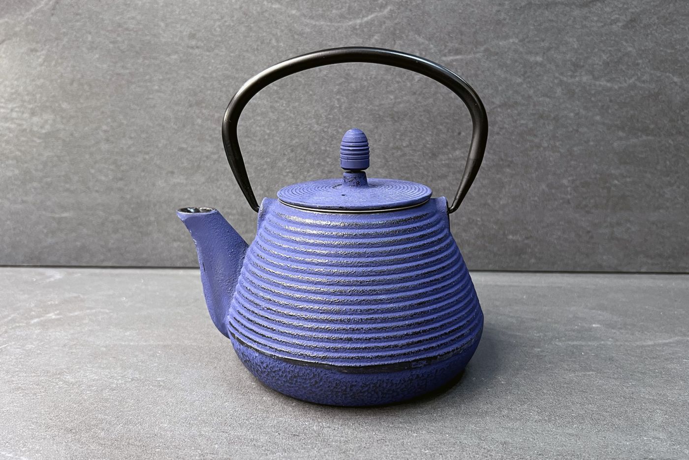 Java Blue Cast Iron Teapot 1L