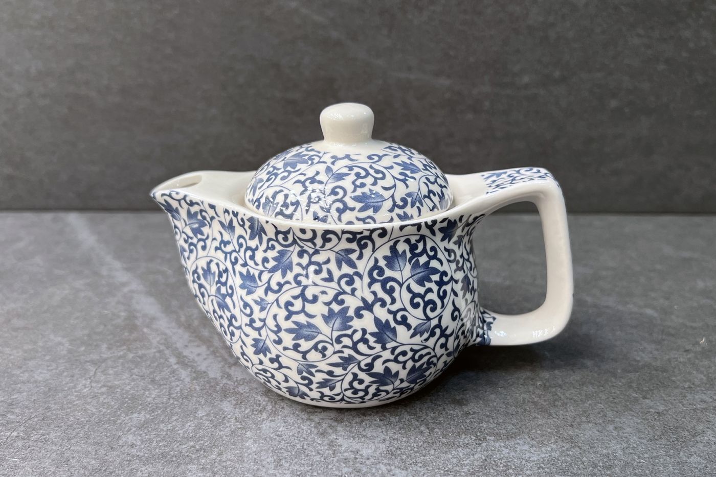 Blue Floral Traditional Chinese Infuser Teapot