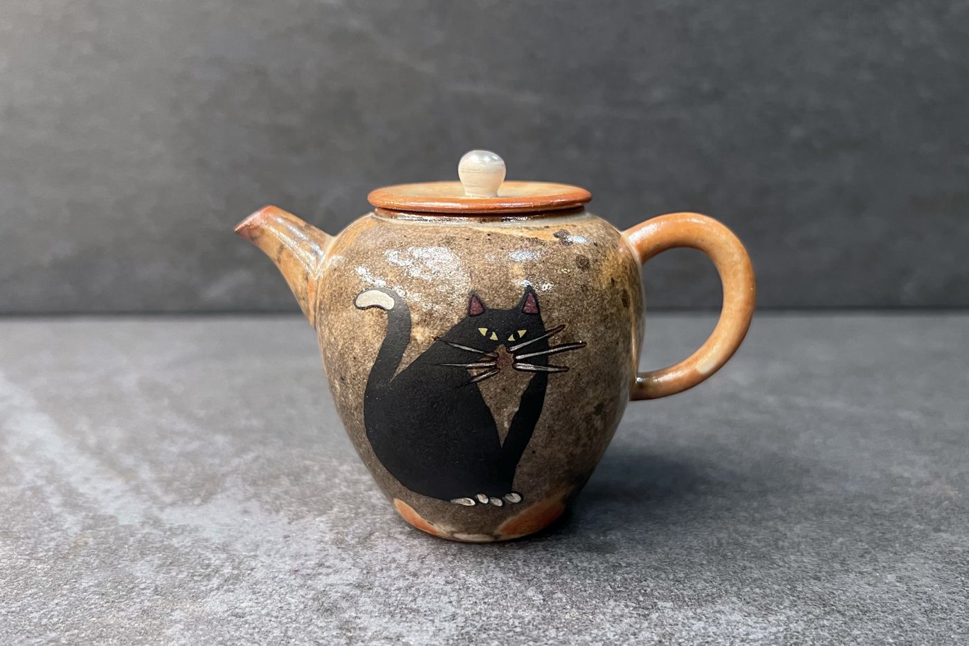 Handmade Vase Shaped Sitting Black Cat Traditional Teapot