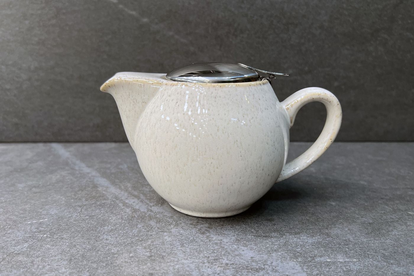 Zaara 0.5L Reactive Cream Teapot