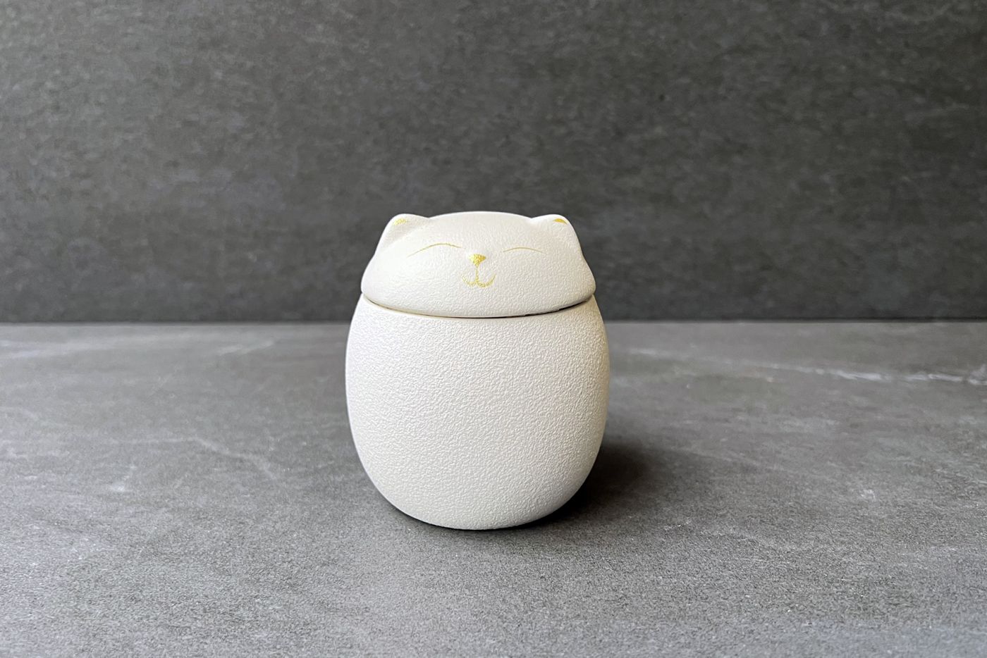 Lucky White Cat Tea Caddy