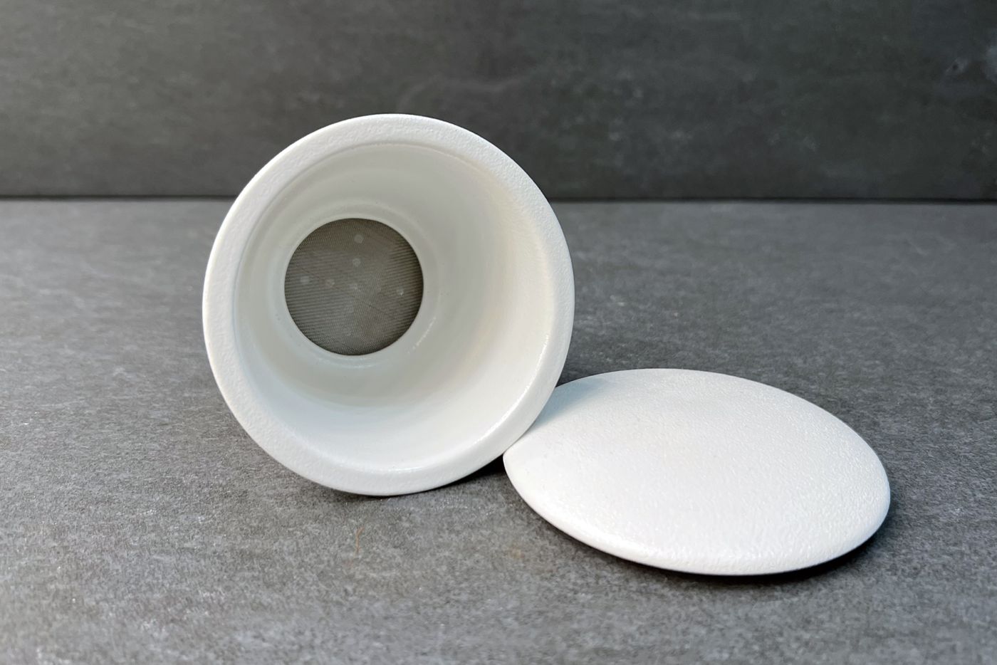 Blanca White Porcelain Tea Infuser