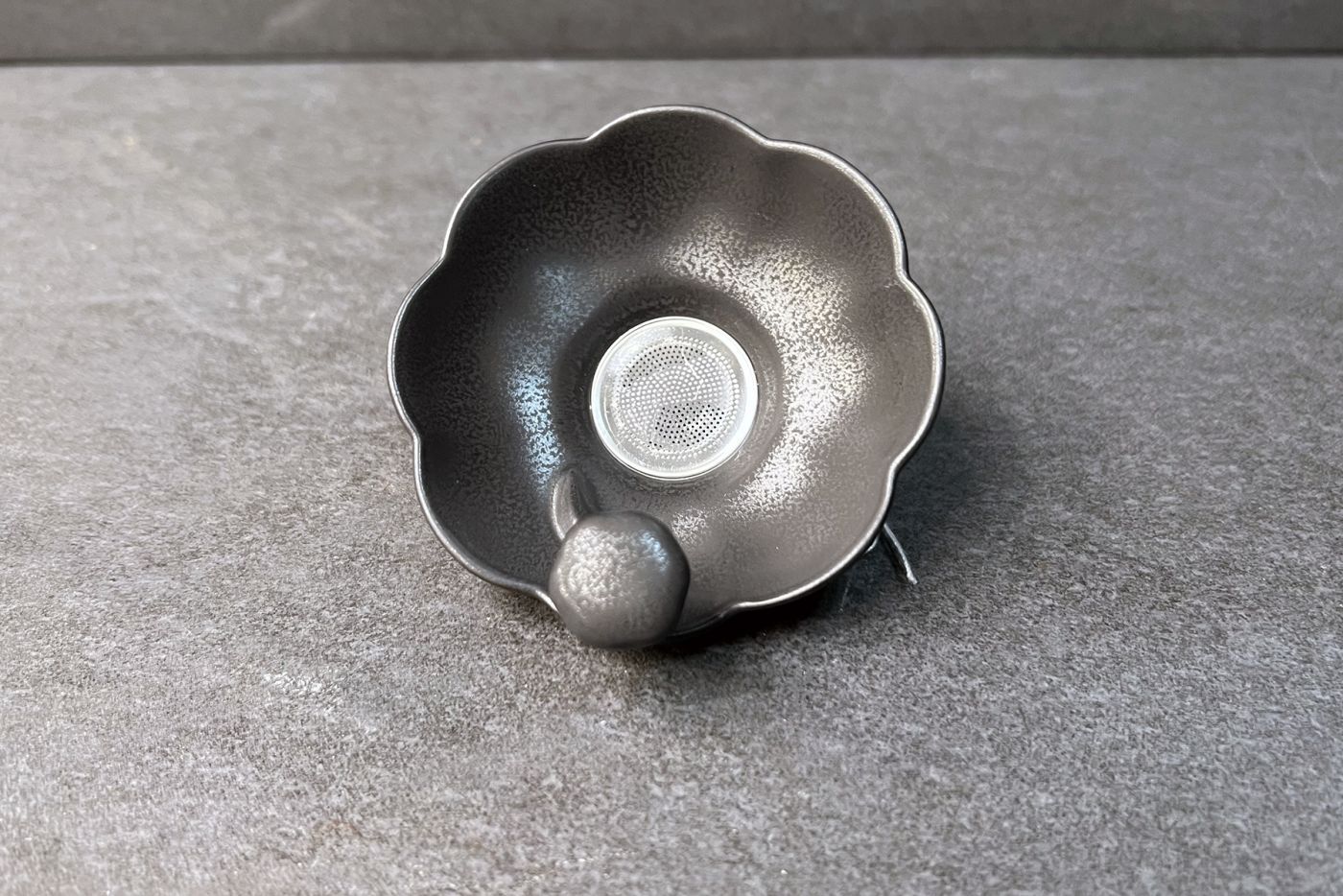 Kito Black Porcelain Tea Strainer