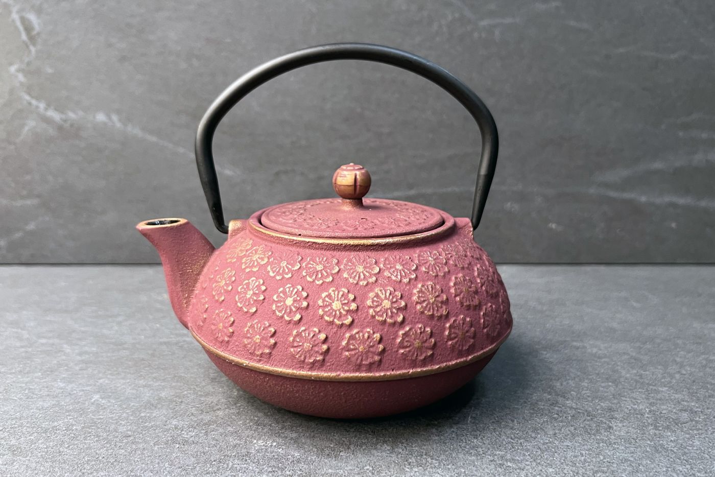 Guizhou Red/Gold Cast Iron Teapot