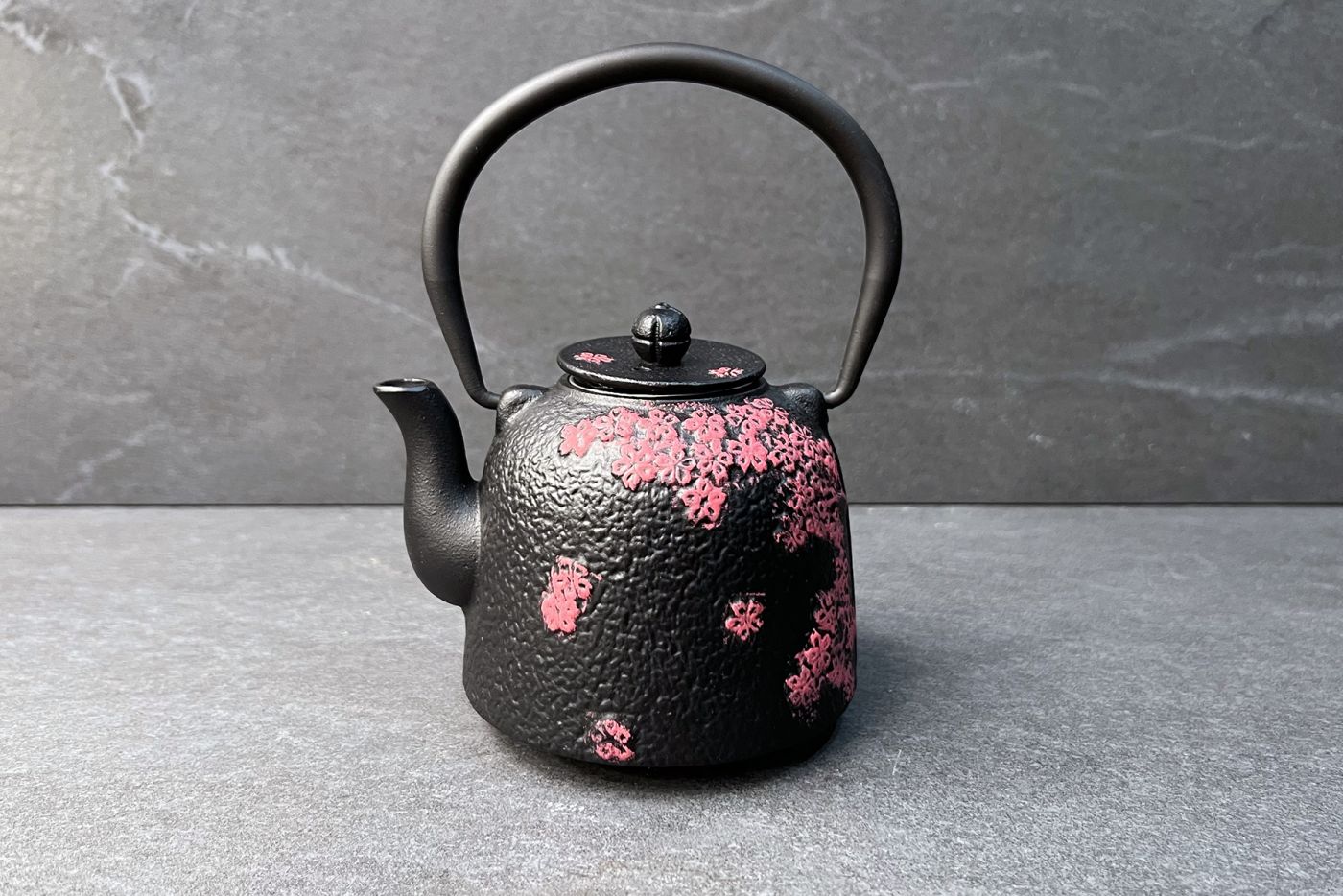 Chun Black/Pink Cast Iron Teapot