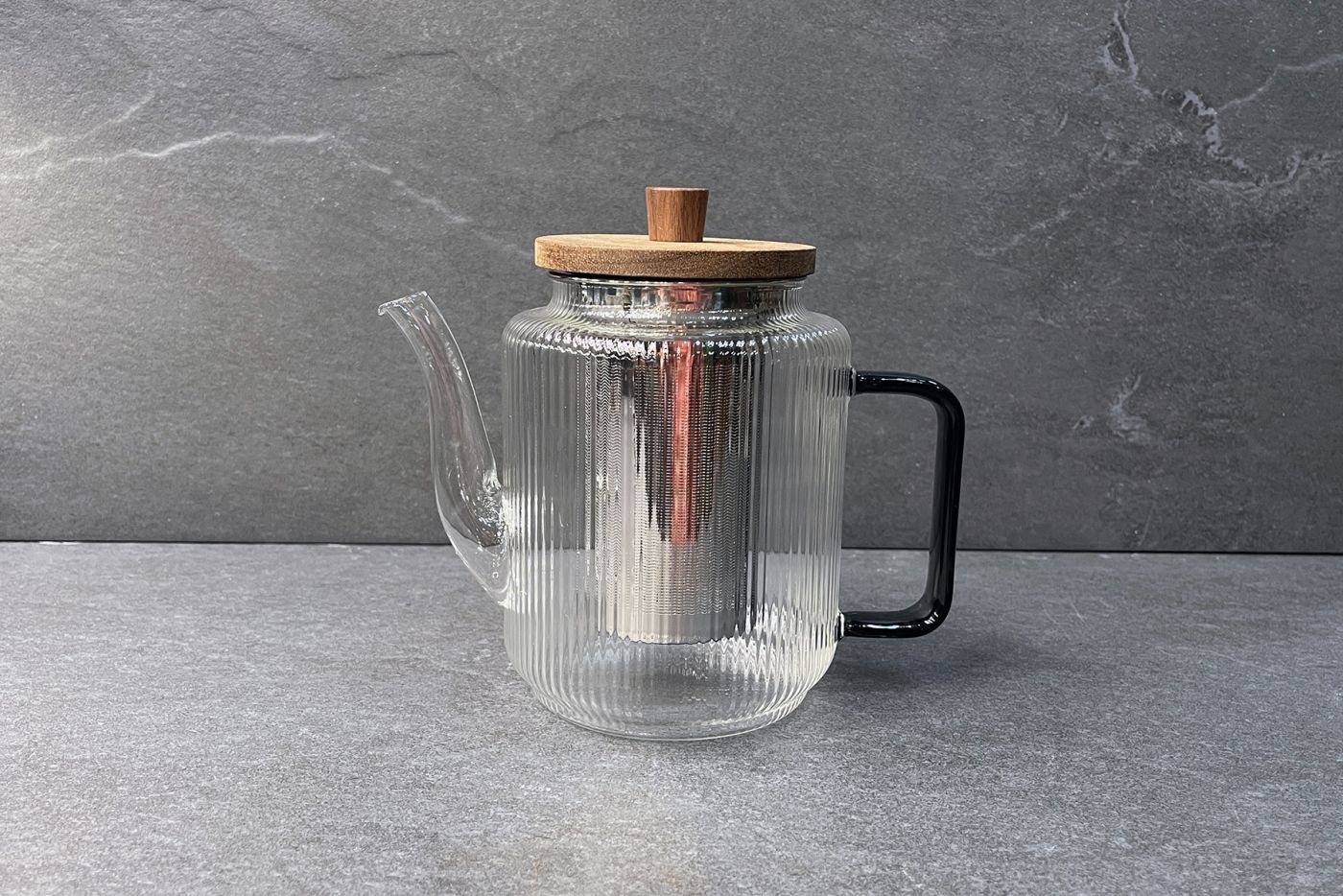 Karl Ribbed Glass Infuser Teapot Graphite 0.5L