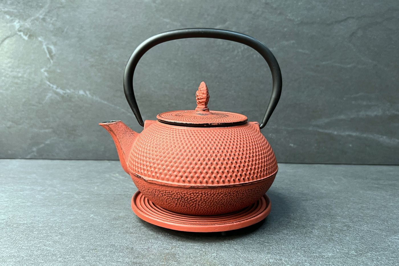 Arare Cast Iron Teapot Red 0.9L