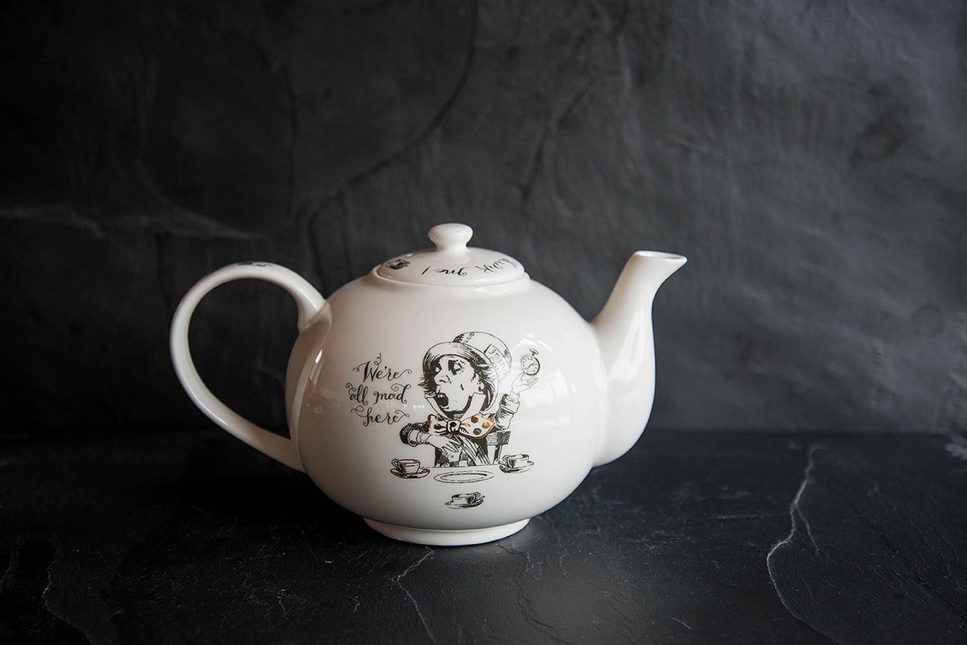 Alice In Wonderland Large Teapot V&A Alice