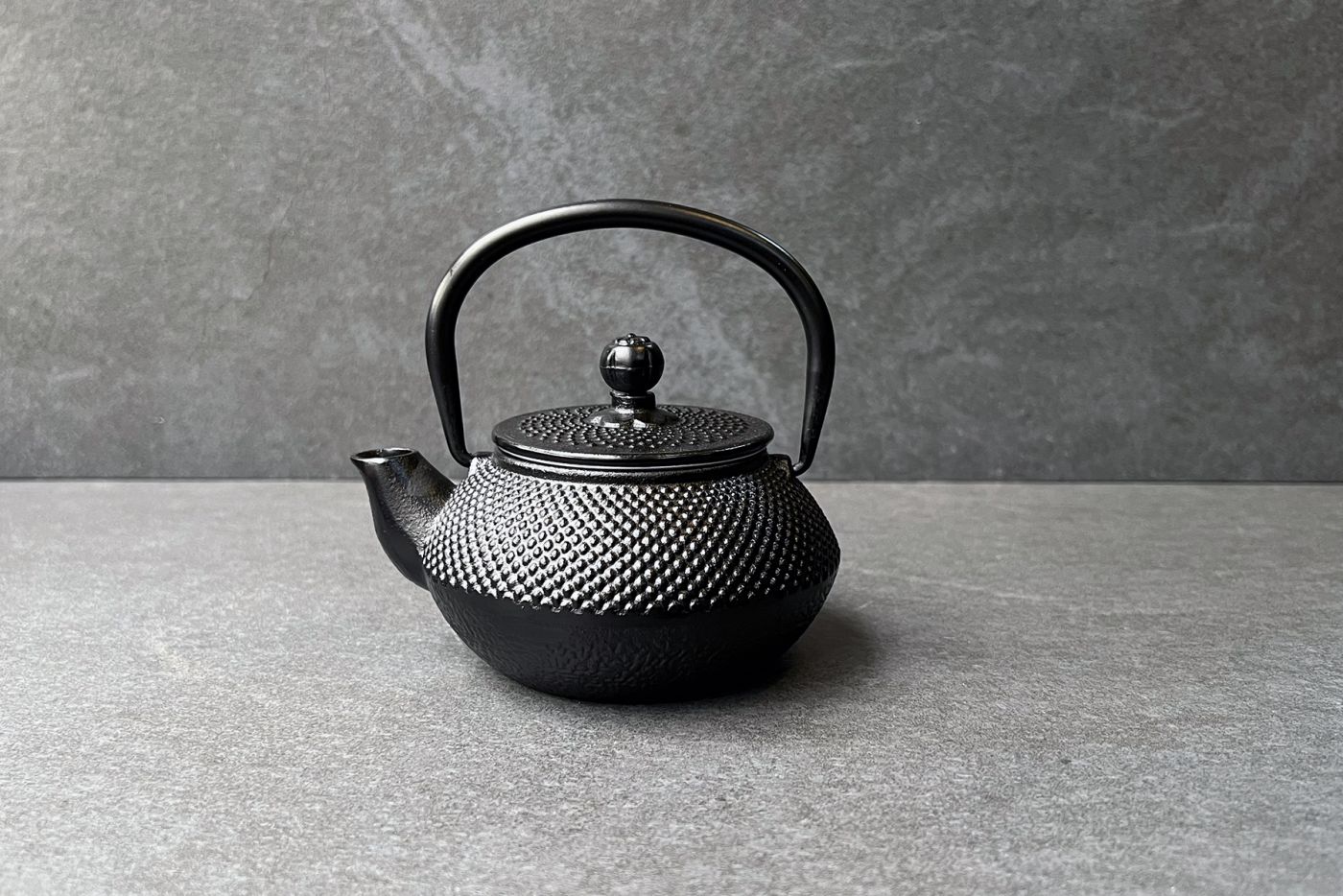 Pin Black Cast Iron Teapot 0.3L