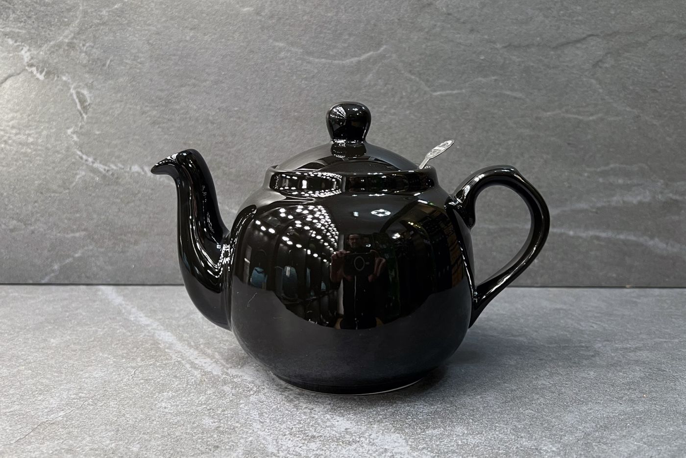 Farmhouse Black 4 Cup Teapot