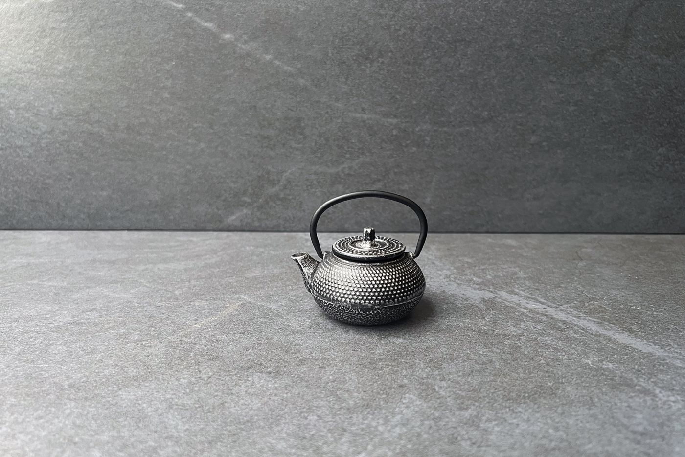 Arare Mini Cast Iron Teapot Silver Black 0.06L