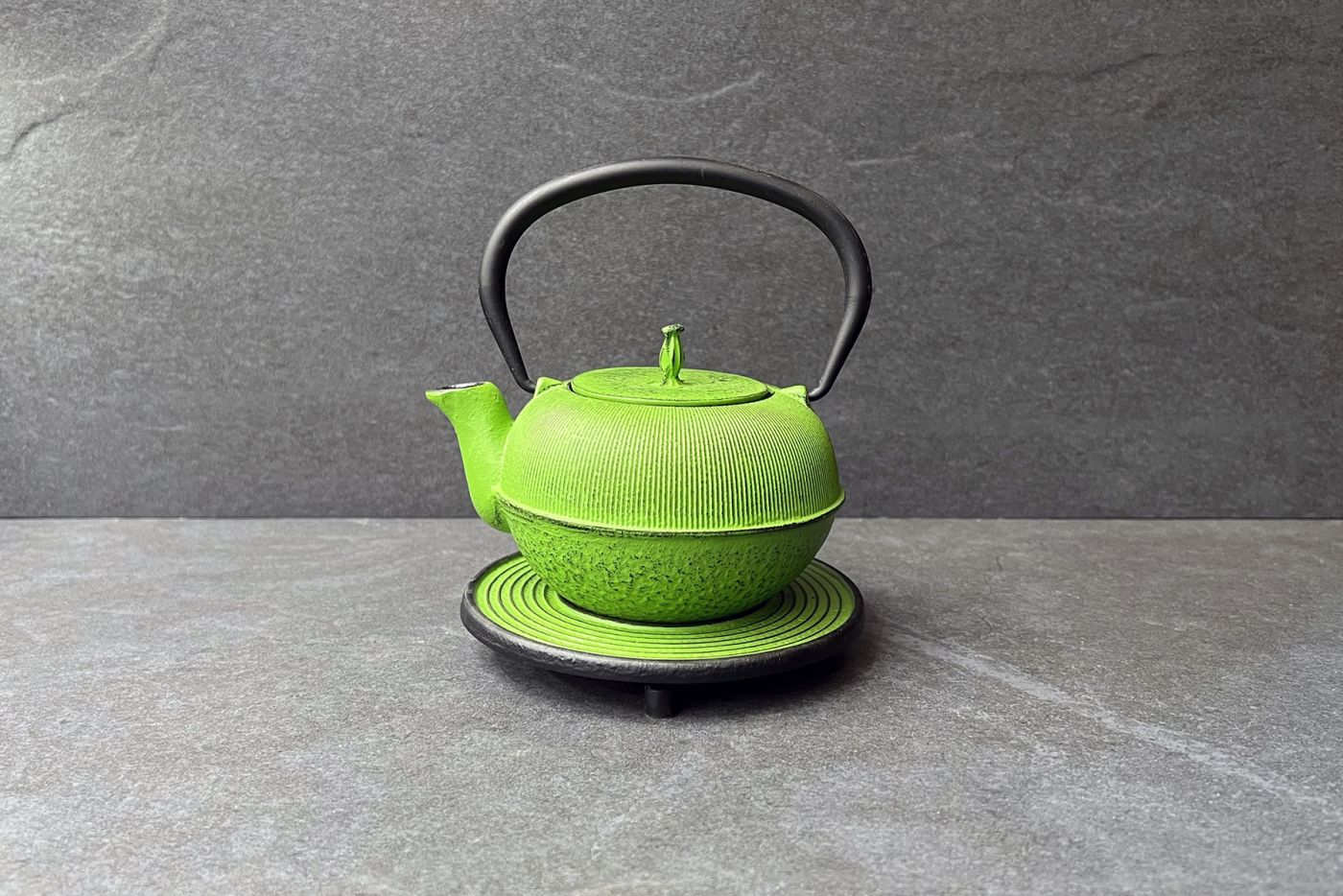 Bun Cast Iron Teapot Lime Green 0.5L